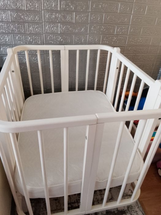 Продам кроватку детскую