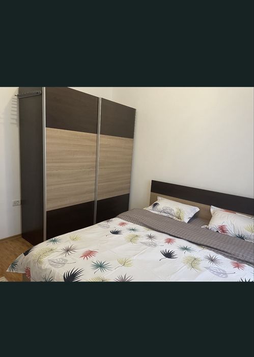Inchiriez apartament