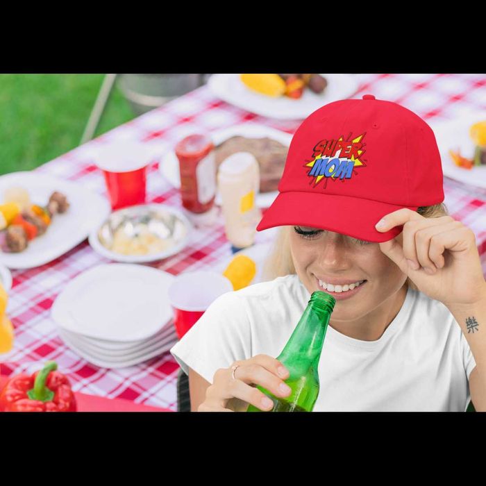 Шапка с козирка Super Mom