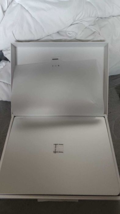Microsoft Surface 13"
