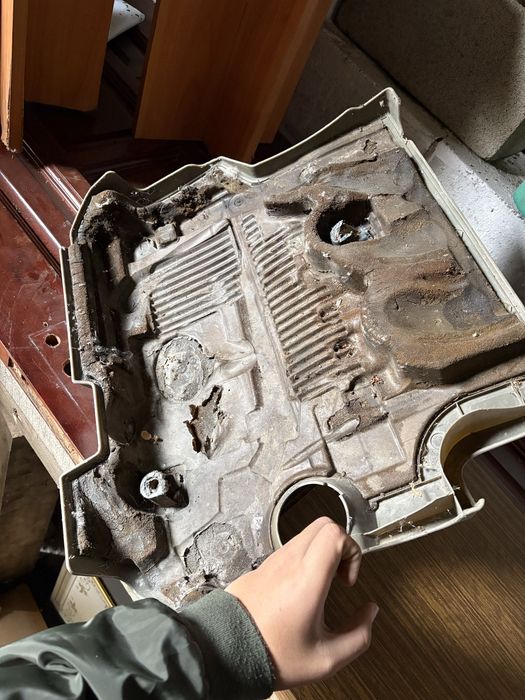 Крышка двигателя 2GR-FE Toyota Lexus 3.5