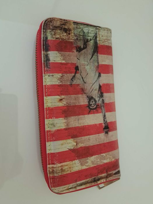 Дамски портфейли