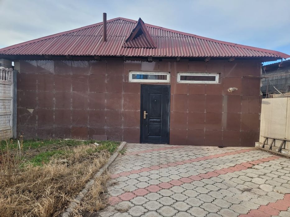 Дом в Центре (Камбарова - Комратова)