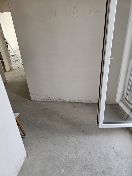 Продава се Тристаен апартамент в Пловдив, Сточна гара - 93 кв.м за 812 €/кв.м - Снимка #2