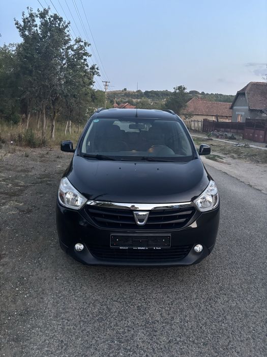 Dacia Lodgy/ 1.2 benzina/ 7 locuri/ 2013