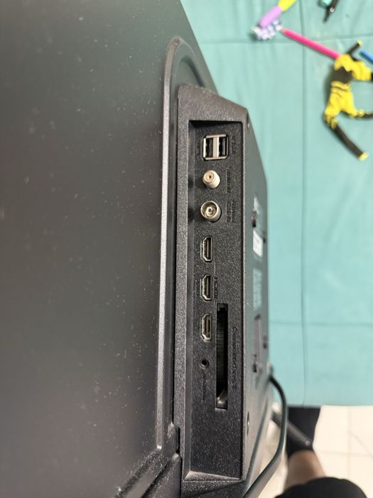 Телевизор xiaomi 32d в отличном состоянии