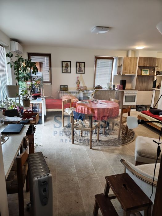 Продажба Къща гр. Варна - м-т Зеленика 850m²