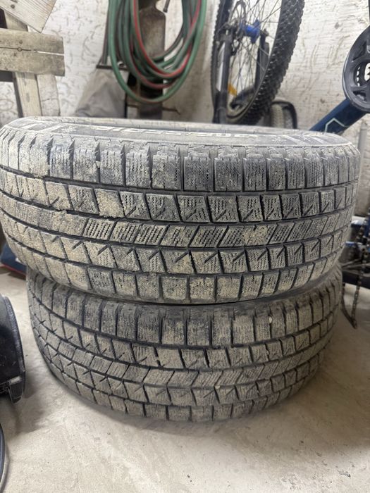 Продается шины 16 размер