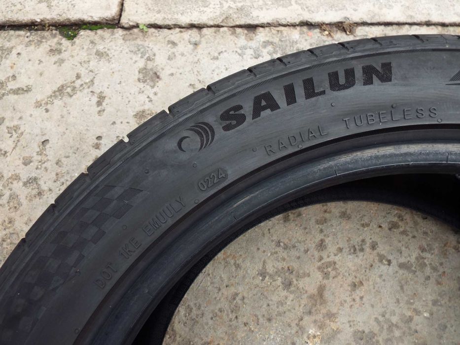 vand 4 anvelope de vara 245/45/18 sailun[aproape noi]pret 1200ron toat