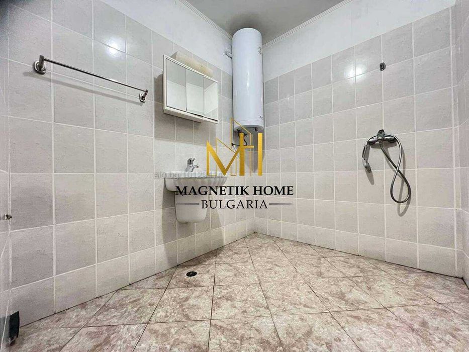 Дава се под наем Тристаен апартамент в Бургас, Възраждане - 100 кв.м за 357 € - Снимка #9