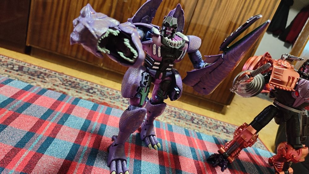 MP 43 TM01 KO Transformers Beast Wars Megatron