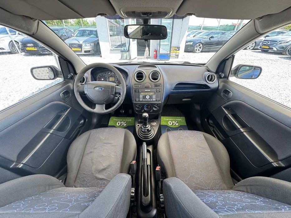 Ford Fiesta | 1.3 Benzina (70 CP) | Garantie | Posibilitate Rate