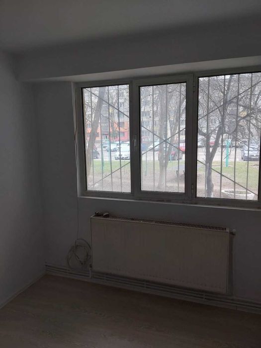 Apartament de închiriat 3 camere - Tecuci - jud. Galati