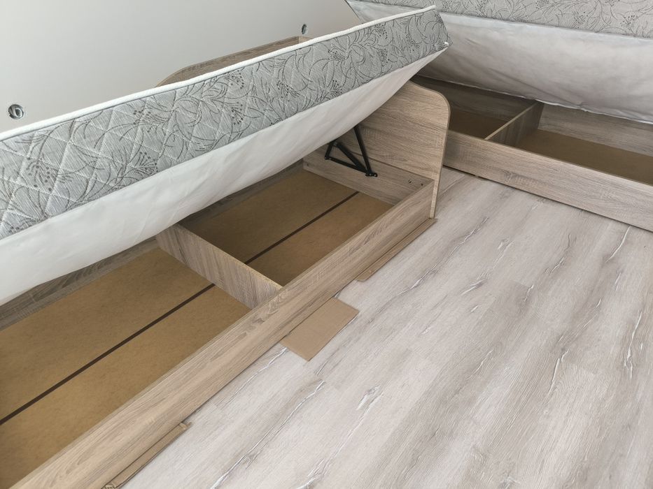 Единични легла 82/190 с повдигащ механизъм и матраци Тед