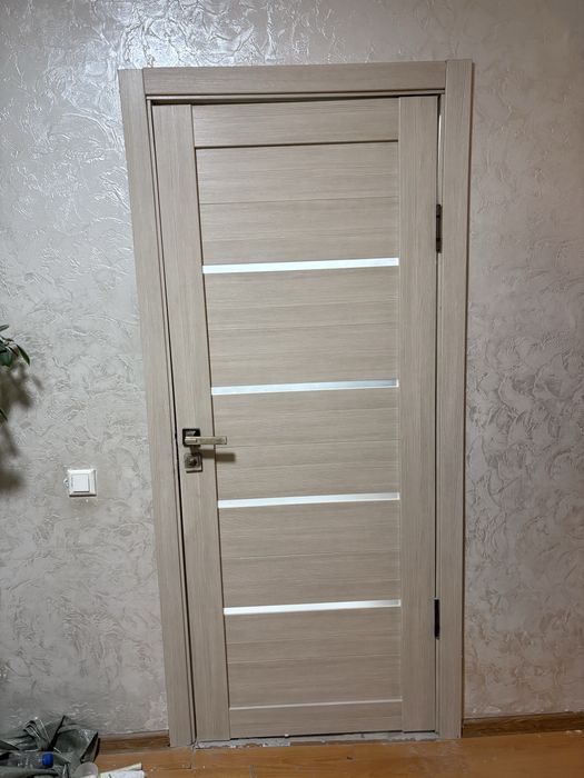 Продам        дверь 0.8 х 2.0м