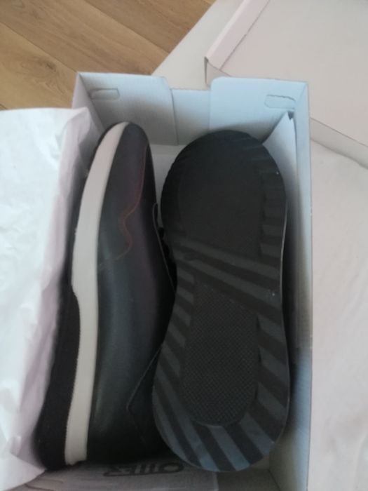Pantofi din piele Otter 43