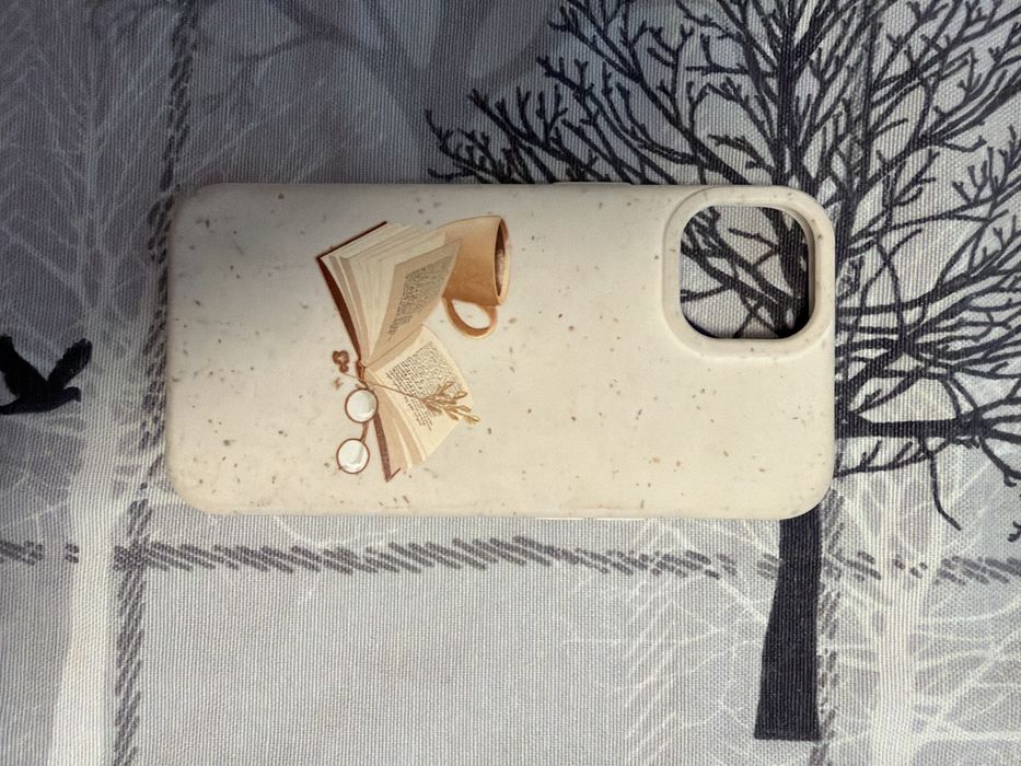 Калъфи за iphone 14