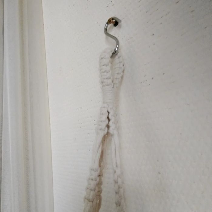 Подвесы для кашпо в технике макраме