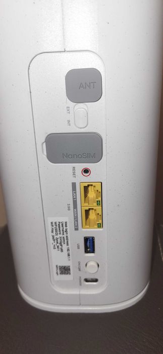 ZYXEL 5G NR Indoor Router cu Sim CPE WIFI 7 Model NR5307 liber retea 750 lei