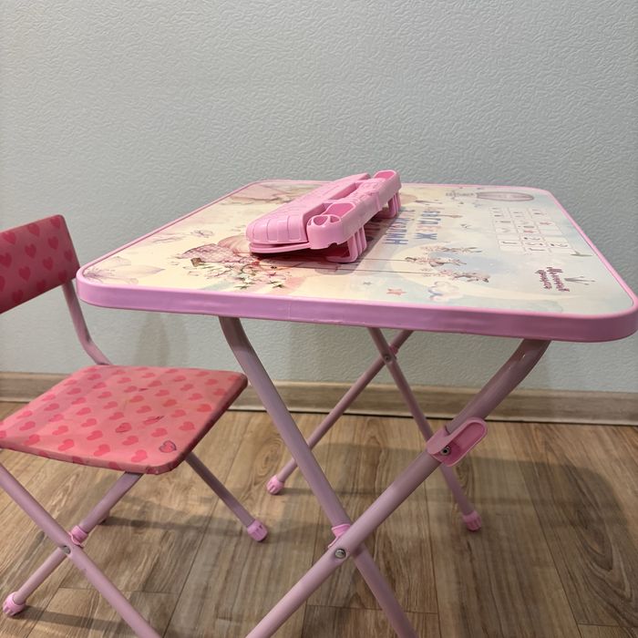 Детская парта для девочек
