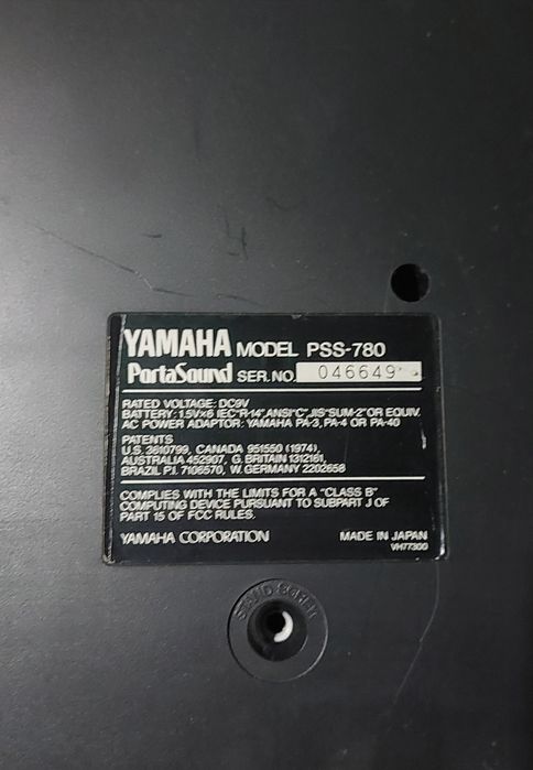 Yamaha Portasound PSS-780 Electronic Keyboard