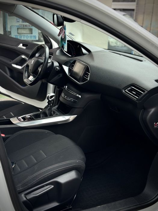 Peugeot 308 2014