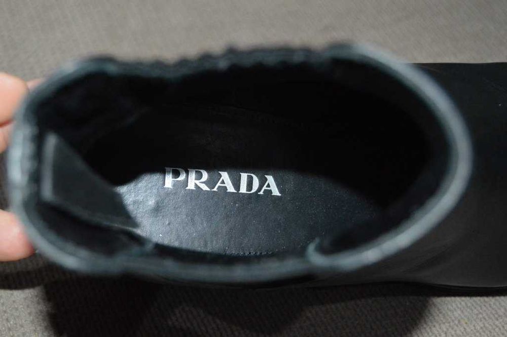 Botine Prada Vitello Montana Lug Sole Chelsea 55mm marime 40