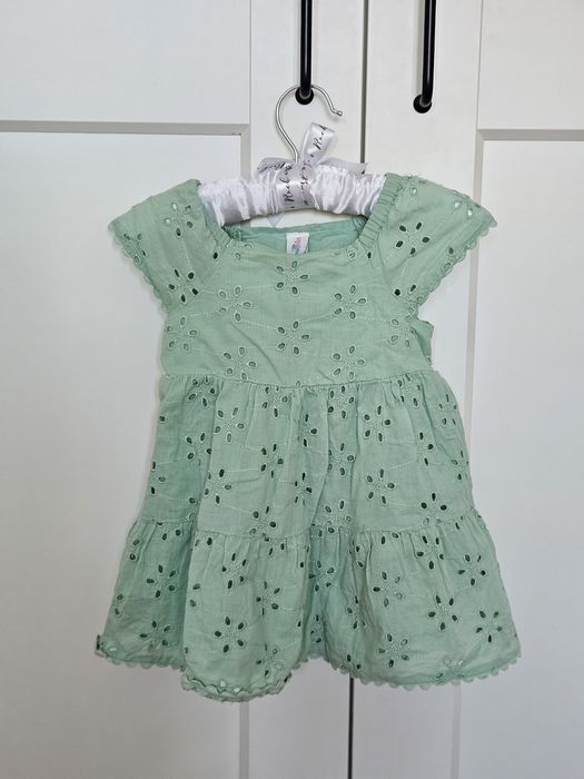 Детска лятна рокля лот 74-80 размер