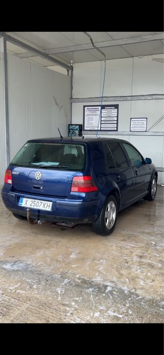 Vw golf 1.6sr akl