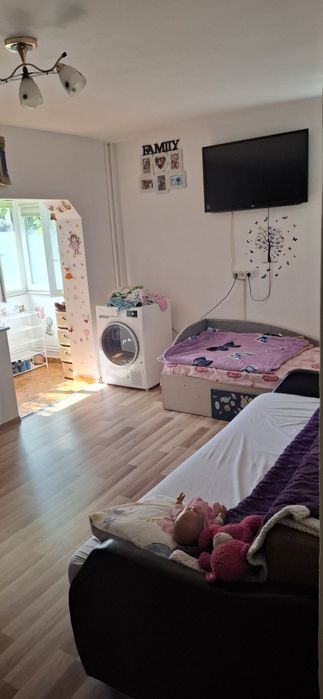 Apartament cu 3 camere