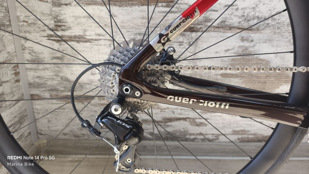Карбонов шосеен велосипед Guerciotti Veloce S Ultegra Mix Velomann V30 | M (Пребоядисван)