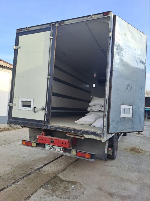 Мерседес 5 тонн продается