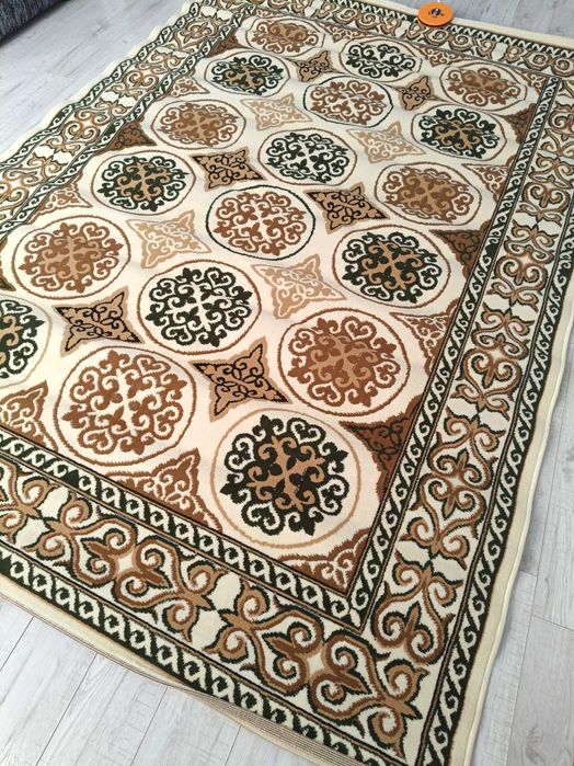 Продаю ковры на 2х3