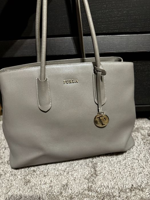 Маркови чанти Pinko, Furla, MK