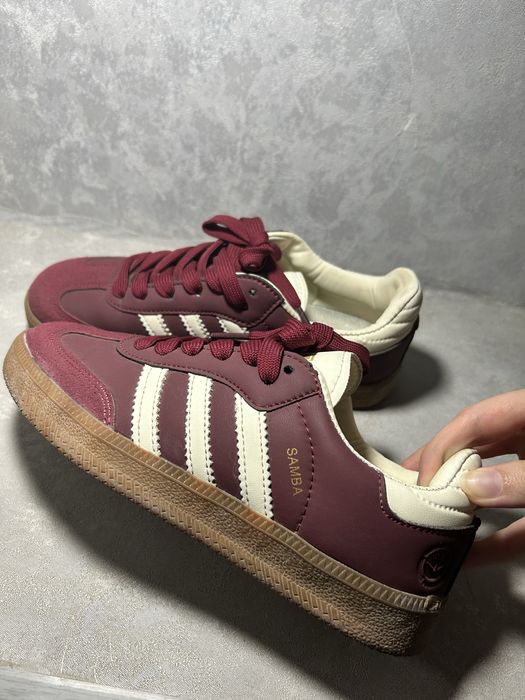Продаются Adidas Samba original, размер 38, бордовый цвет