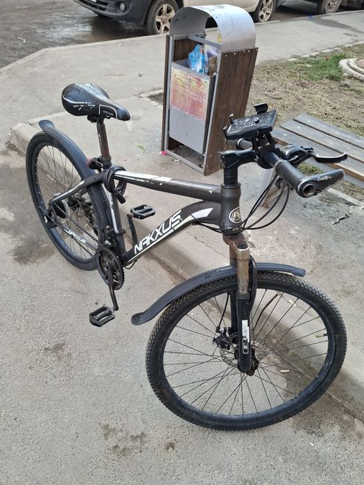 Бу жүріп тұрған велосипед