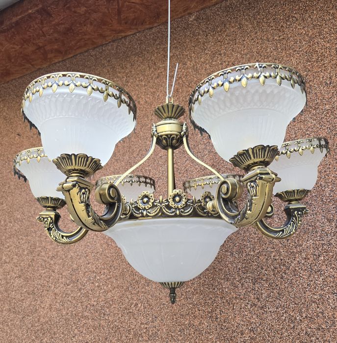 Vând Candelabru Vintage