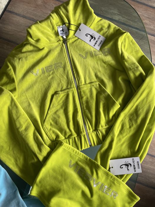 Дамска горница и топ