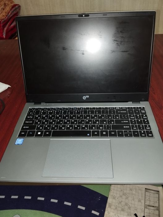 ноутбук acer E10.