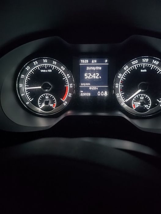 SKODA Octavia 2018 — imagine 4