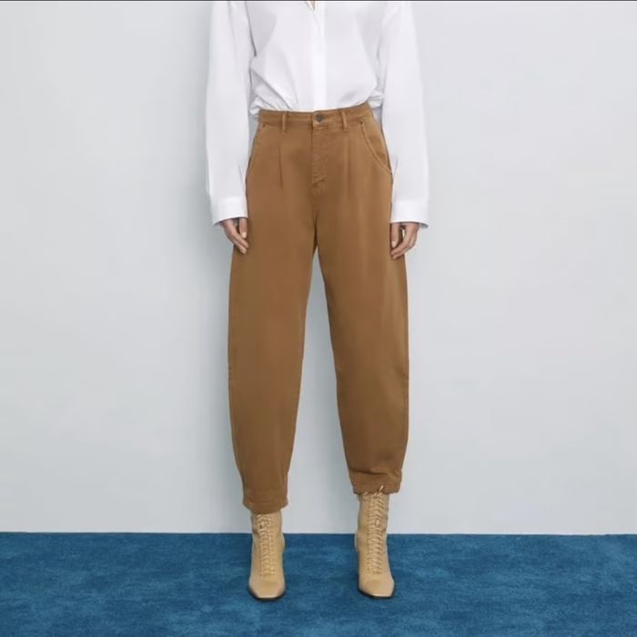 Дънки- ZARA, Bershka