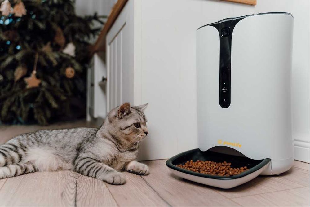 Hranitor Automat 6L pentru caini si pisici, SMART, camera VIDEO, WiFi