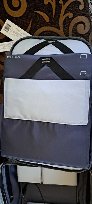 Раница за лаптоп XD Design  - водоустойчива, защитена от кражба