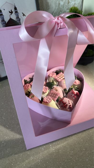 Клубника в шоколаде Атырау
