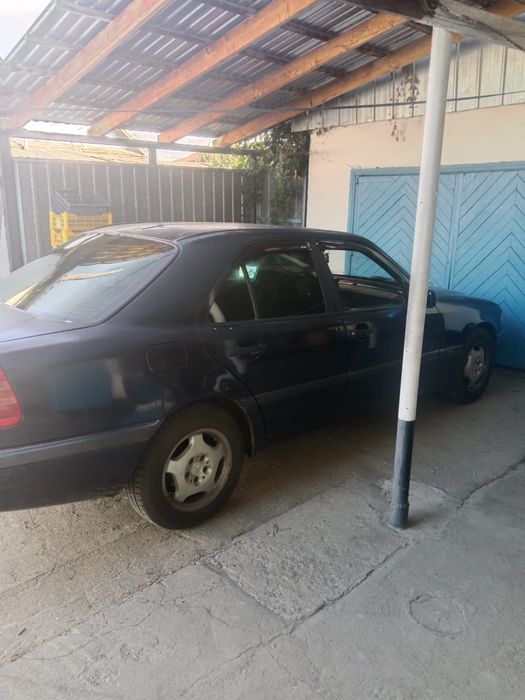 Мерс 180С продам