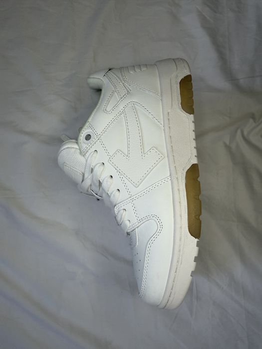 Off-White Out of Office