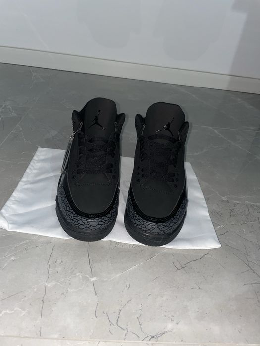 Jordan 3 Black Cat