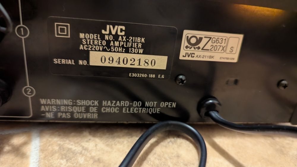 Amplificator JVC AX-211