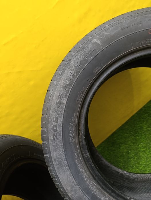 Шины 205.65 R15 2шт