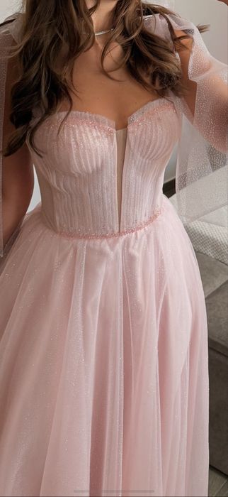 Бална/шаферска рокля